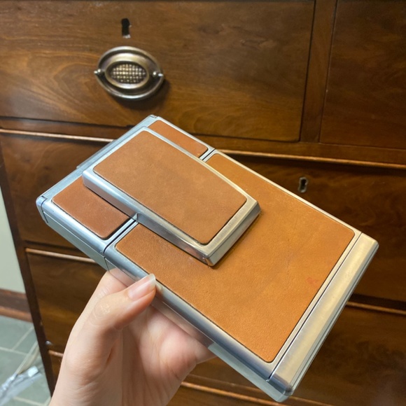 POLAROID SX-70 Land Camera with leather case - Picture 3 of 7